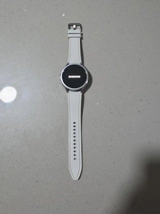 Reloj Samsung Galaxy Watch 6 Classic Plata