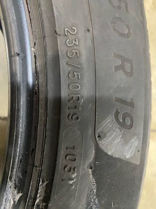 Neumáticos 235/50 R 19 103 V