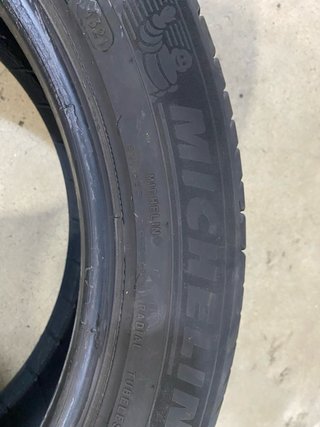 Neumáticos 235/50 R 19 103 V