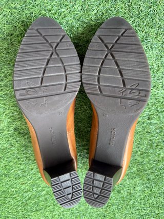 Zapatos de salón PITILLOS color camel