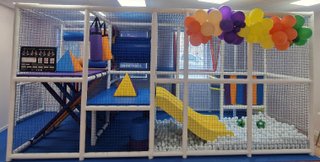 Parque de Bolas Infantil 5.6MTS X 2.9MTS X 2.8MTS