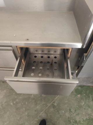Mueble de cocina industrial de acero