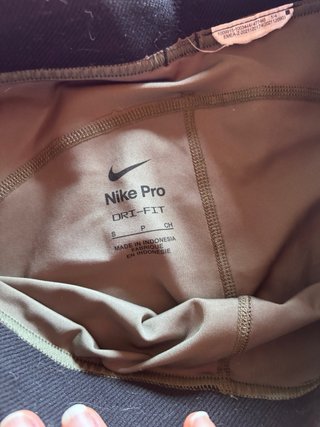 Mallas Nike Pro Verde Oliva