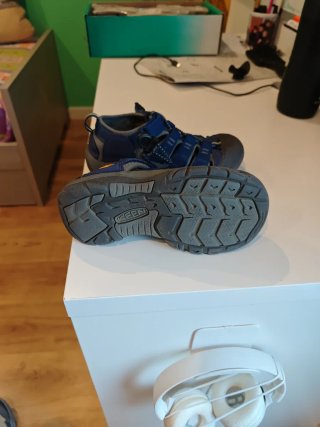 Sandalias Keen para niño número 32/33