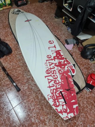 Tabla de Windsurf Naish Hawaii 115L