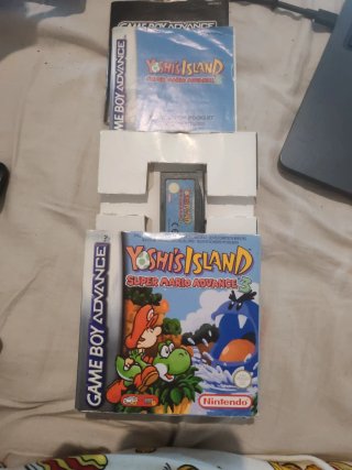 Yoshi's Island Super Mario Advance 3 GBA