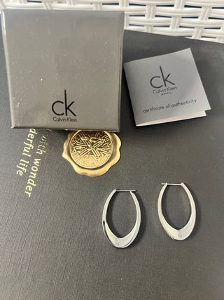 Pendientes Calvin Klein Aro Plateados