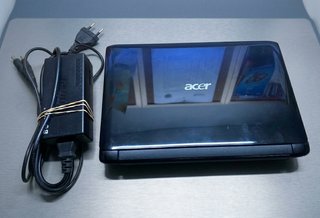 Mini Portátil Acer Aspire One con Linux