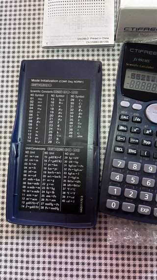 Calculadora Científica CTIFREE fx-991MS