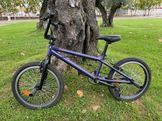 Bicicleta BMX Conor Morada