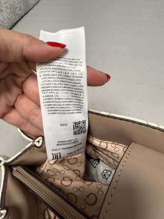Bolso Guess Beige y Dorado