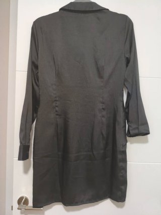 Vestido camisero negro Stradivarius talla L