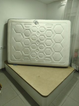 Colchón y canapé 135 cm