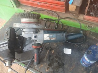 Radial Bosch GWS 18-180