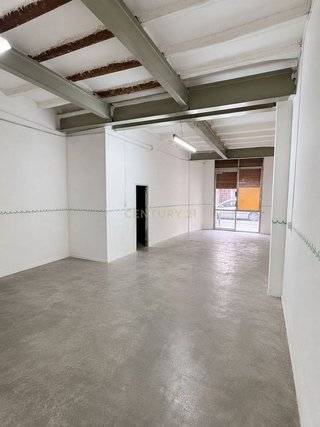 Local comercial en alquiler en Eixample en Sant Joan Despí