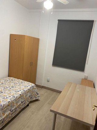 Piso en alquiler en Doctor Fedriani en Sevilla