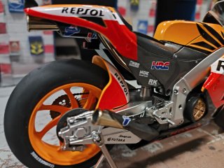 Moto Honda Repsol