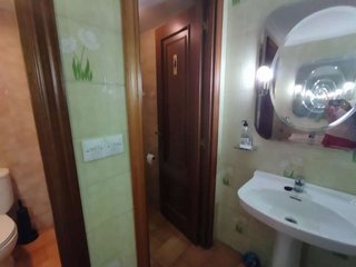 Local comercial en venta en Universidad - Los Lirios en Logroño