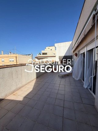 Ático en alquiler en Zona Llombai en Burriana