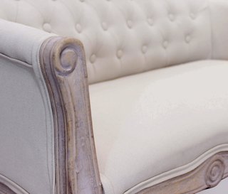 Divanetto Capitonné Legno Massello e Tessuto Beige