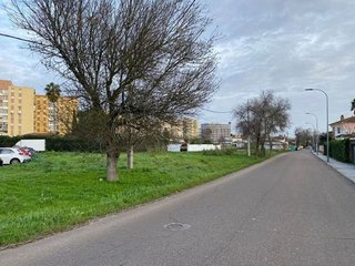 Terreno en venta en Avda. Elvas en Badajoz