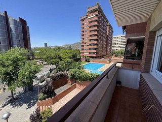 Piso en venta en Collblanc en Hospitalet de Llobregat, L´