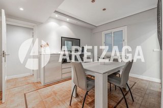 Piso en venta en Amara - Berri en San Sebastián-Donostia