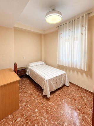 Piso en alquiler en Doctor Fedriani en Sevilla