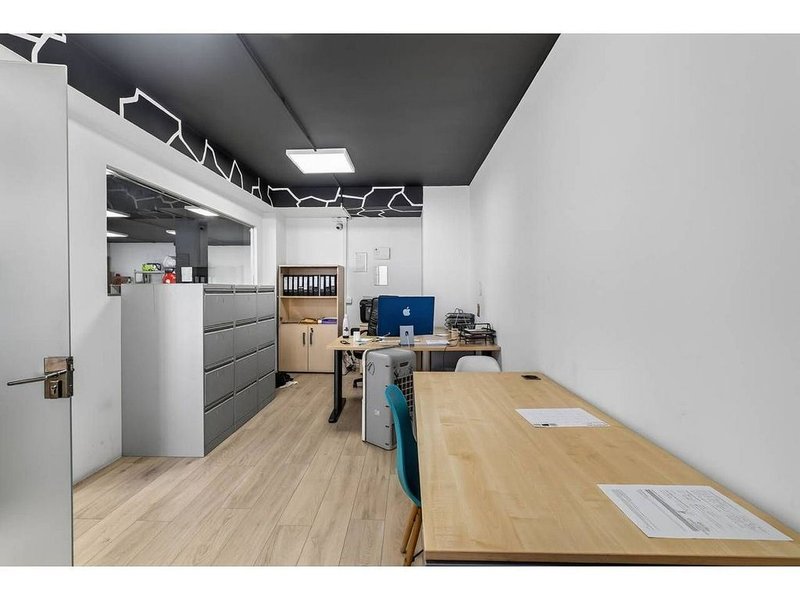 Commercial premises for rent in Andorra la Vella · 8 of 13