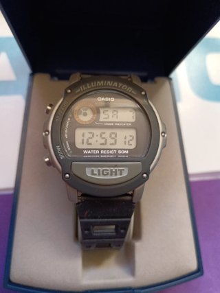 Reloj Casio W-87H - Illuminator
