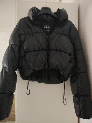 Chaqueta corta acolchada Zara