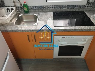 Piso en alquiler en Huerta de la Reina - Trassierra en Córdoba