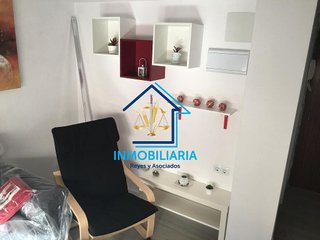 Piso en alquiler en Huerta de la Reina - Trassierra en Córdoba