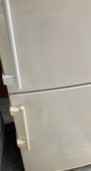 Nevera Liebherr Blanca 2 metros