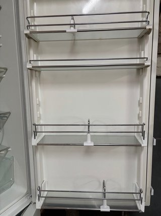 Nevera Liebherr Blanca 2 metros