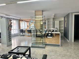 Local comercial en alquiler en Agra del Orzán - Ventorrillo - Vioño en Coruña (A)