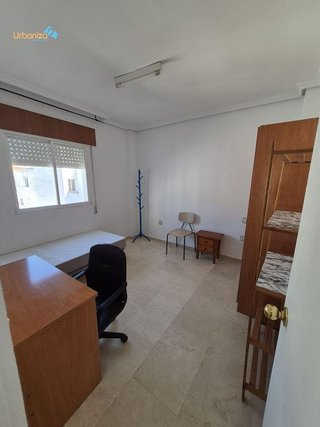 Piso en alquiler en Huerta Rosales - Valdepasillas en Badajoz