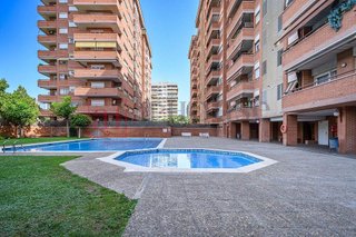 Piso en venta en La Maternitat i Sant Ramon en Barcelona