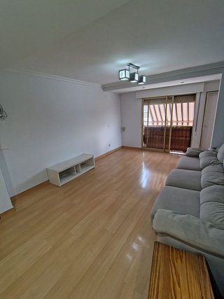 Piso en alquiler en Tómbola en Alicante