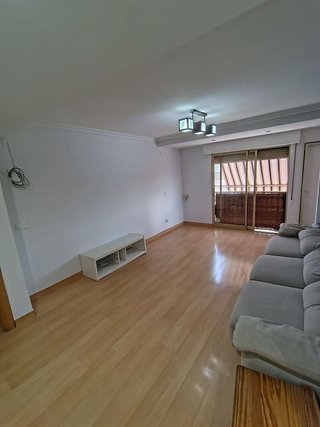 Piso en alquiler en Tómbola en Alicante
