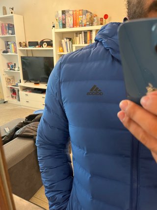 Chaqueta Adidas plumífera azul