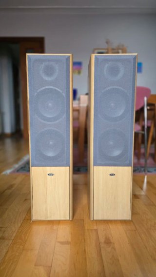 Altavoces de suelo Eltax Universe