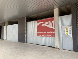 Local comercial en venta en Ensanche en Teruel