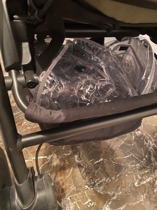 Carrito bebe Joie color verde militar