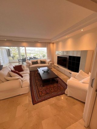 Piso en alquiler en Las Brisas en Marbella