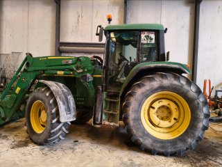 Tractor John Deere 6910