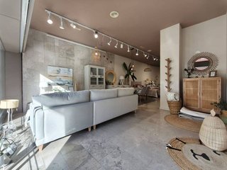 Local comercial en alquiler en Plaza España - Villa Pilar - Reyes Católicos - Vadillos en Burgos
