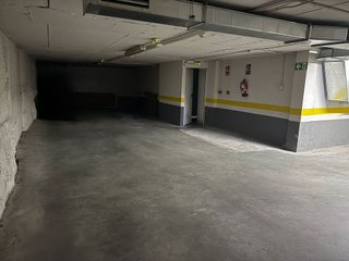 Garaje en alquiler en Centro en Valladolid
