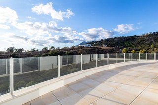 Ático en venta en Alto de los Monteros en Marbella