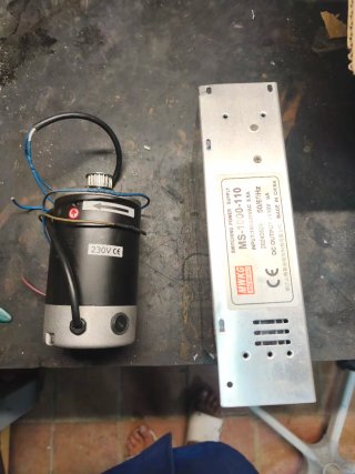 Motor torno CJ0618 y fuente alimentación